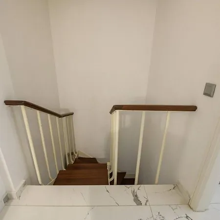 Zeus1 Front Appatment, 1br Sea View Apartment