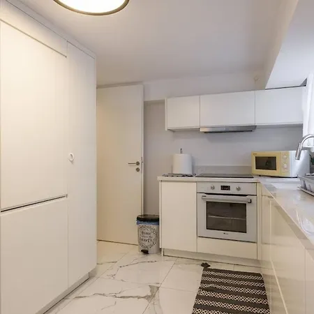 Zeus1 Front Appatment, 1br Sea View Apartment *