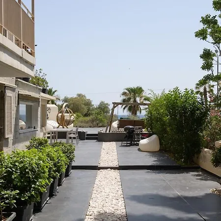 Zeus1 Front Appatment, 1br Sea View *