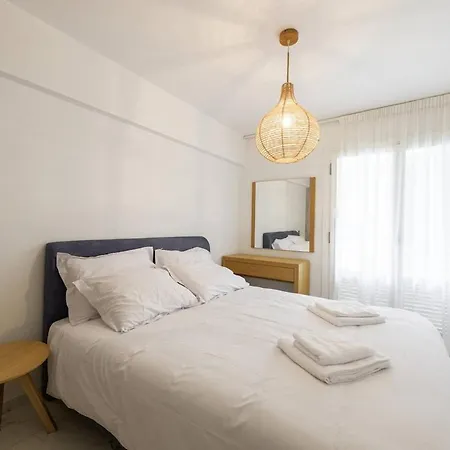 Zeus1 Front Appatment, 1br Sea View *
