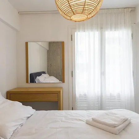 Zeus1 Front Appatment, 1br Sea View